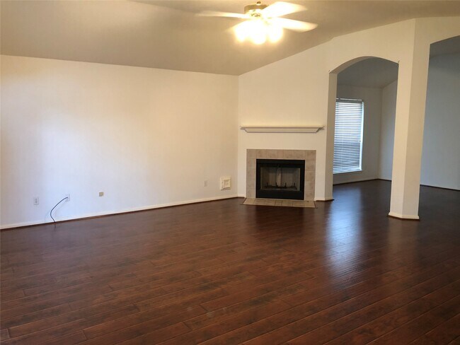 Building Photo - 23706 Cansfield Way