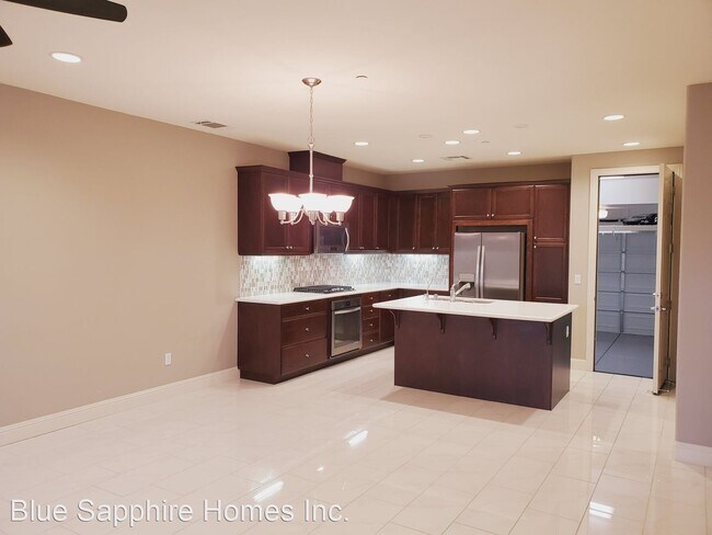 Foto del edificio - 3 br, 2.5 bath House - 1002 S Monarch Rd