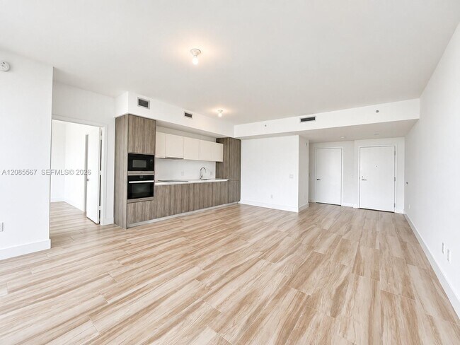 Foto del edificio - Northeast 7th Avenue, Miami, FL 33137 - 2 BR 2.5 BA condo