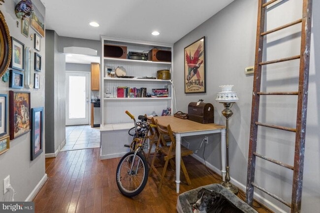 Foto del edificio - 714 Medina St