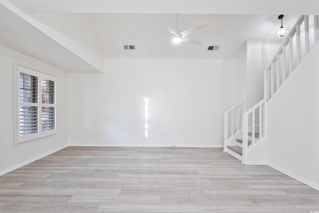 Foto del edificio - 2112 Brunswick Cir