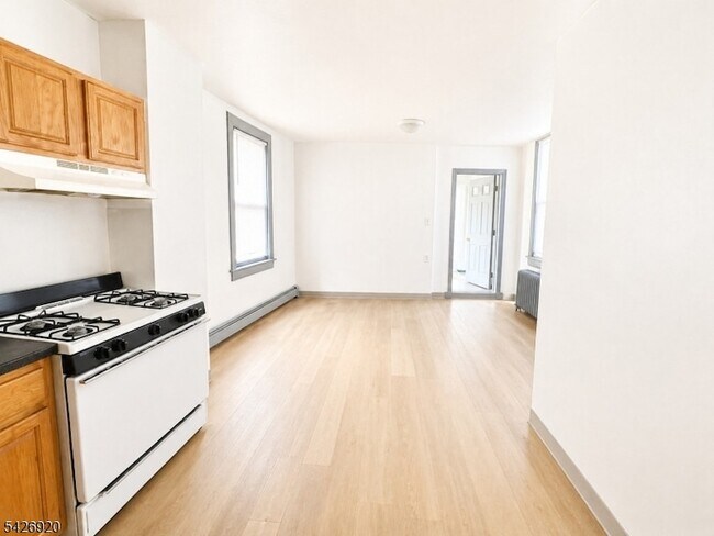 Foto del edificio - 840 Mt Prospect Ave