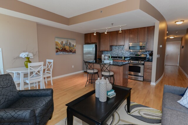 Foto principal - 929 Portland Ave