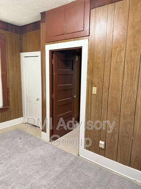 Foto del edificio - 1018 SW 22nd St