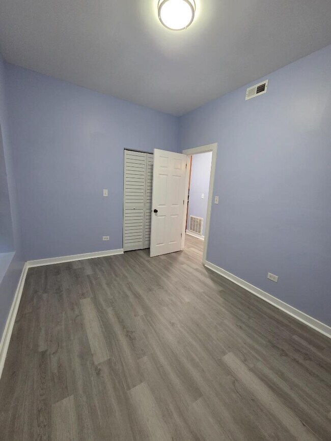 Foto del edificio - 7252 S Lowe Ave