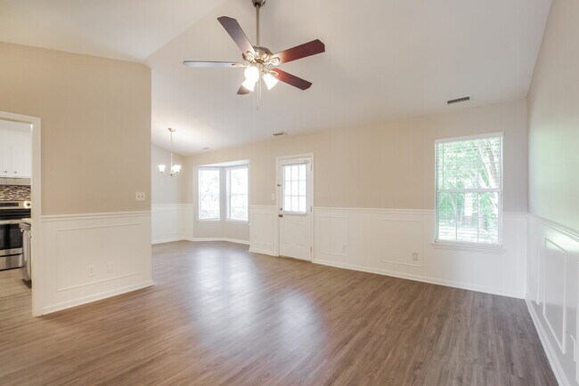 Building Photo - 6007 Brick Landing Dr