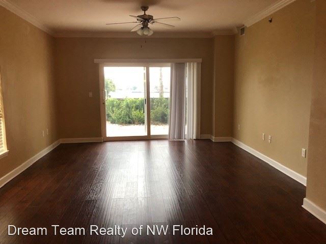 Building Photo - 3 br, 3 bath House - Indianola on the Wate...