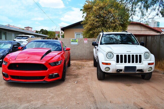 Foto del edificio - 1328 E 7th St