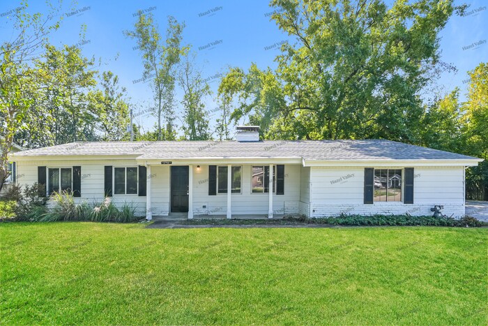 Primary Photo - 11740 Fawnvalley Dr