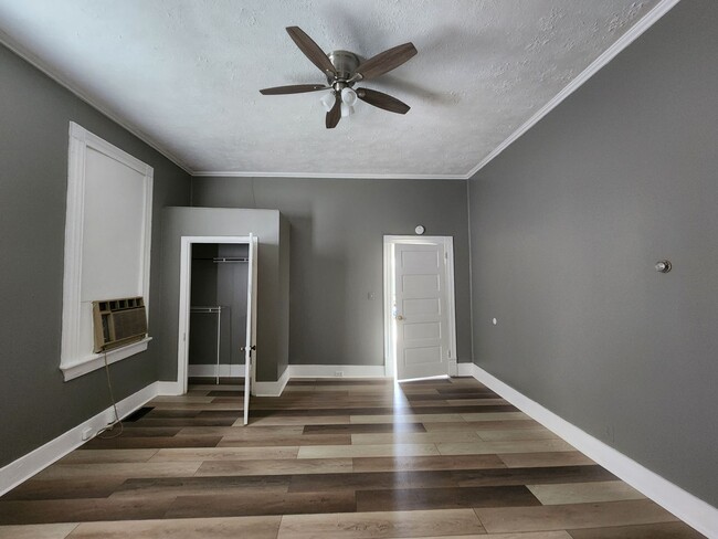 Foto del edificio - Midtown Duplex