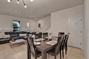 Foto del edificio - 3 br, 2.5 bath House - 5060 Eucalyptus Dr ...