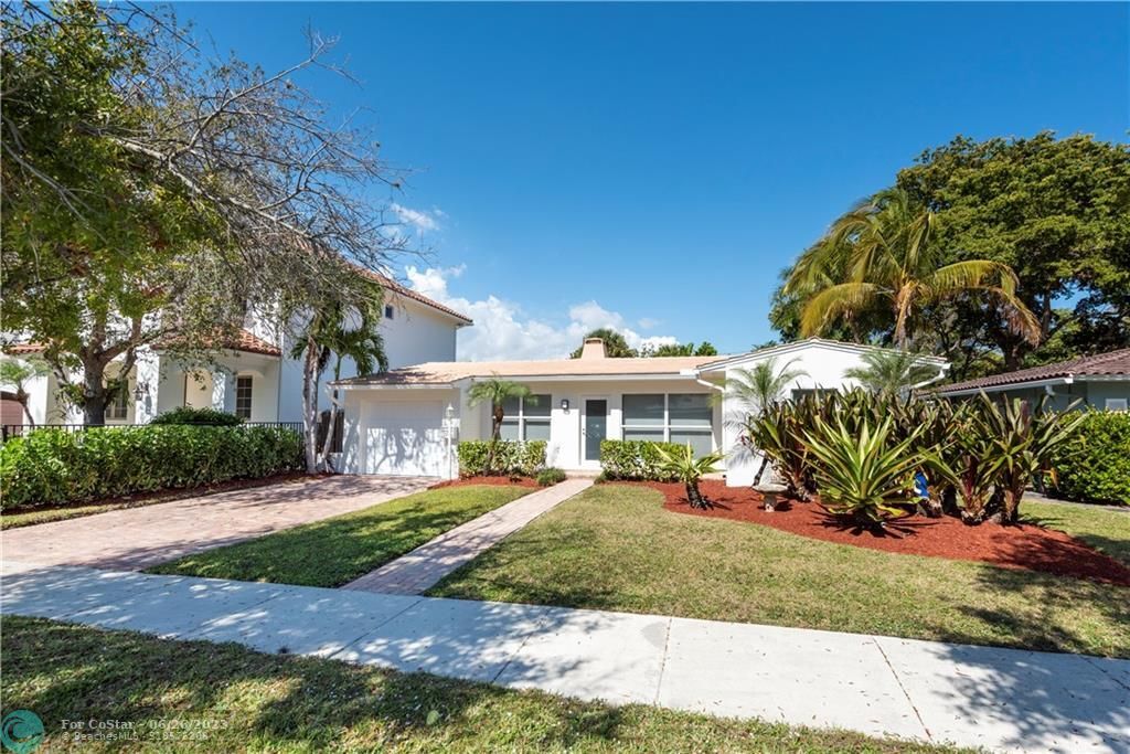 Foto principal - 1915 NE 7th Ct