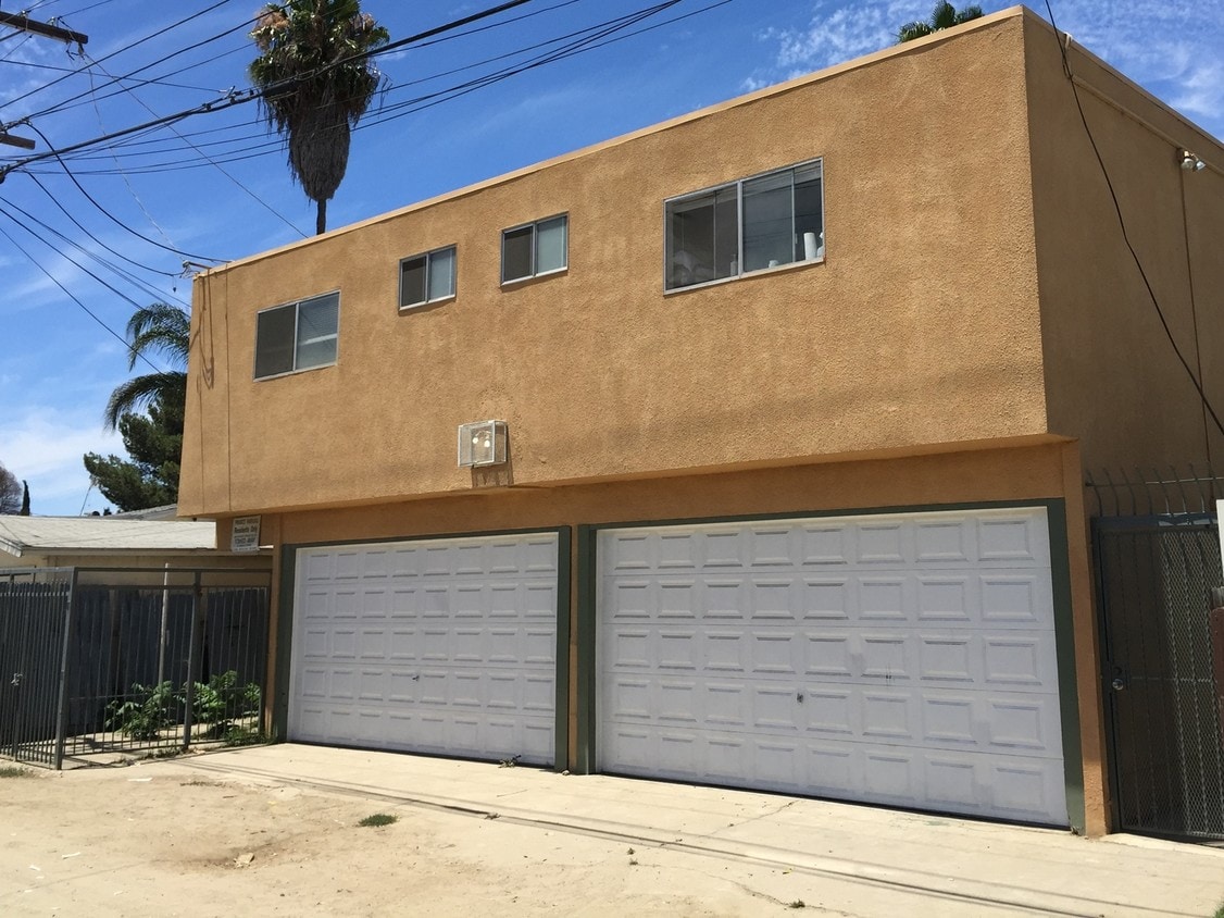 Building Photo - 3777 N 46th St