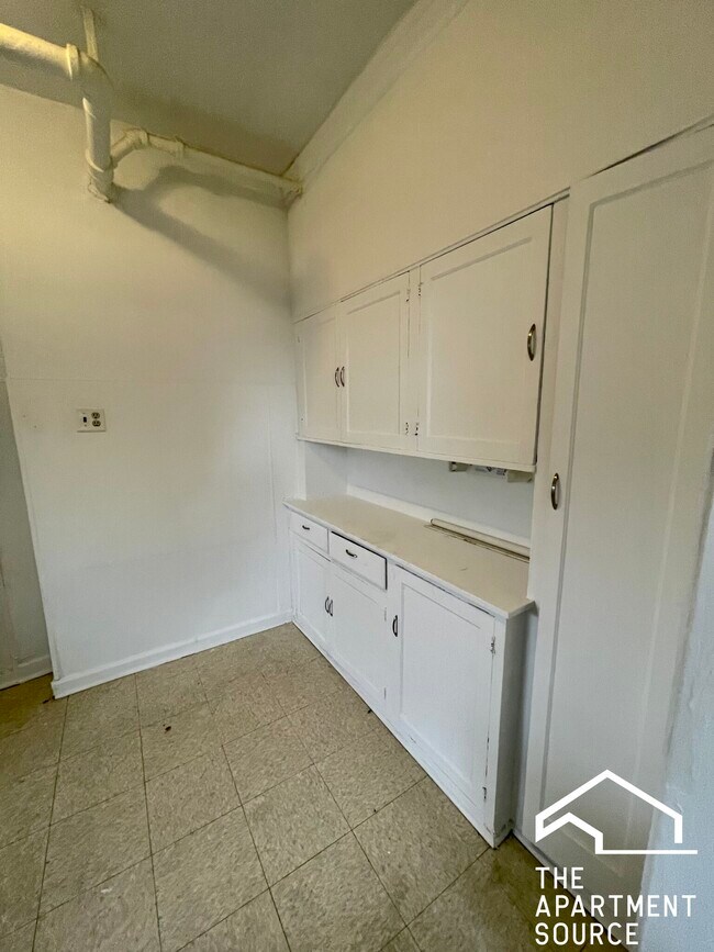 3258 Maple Unit 1G, North Riverside, IL 60546 Condo for Rent in North