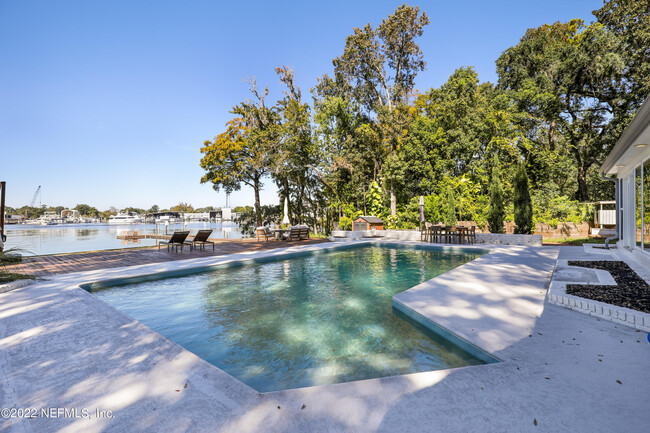 Building Photo - 4006 Ortega Forest Dr