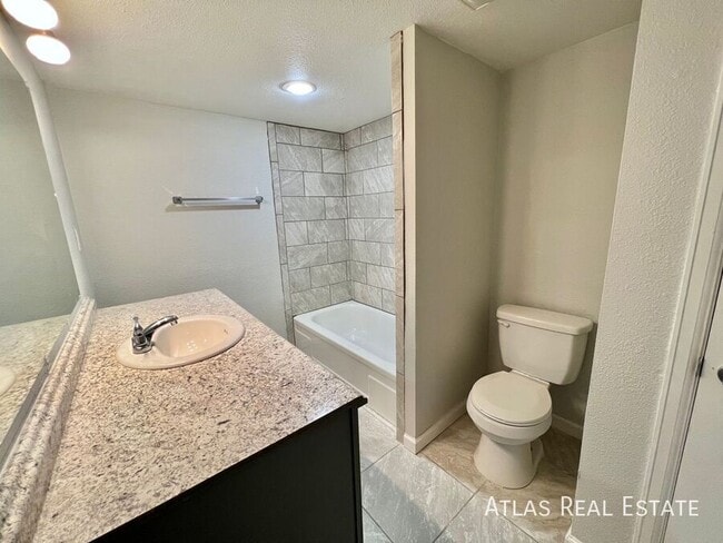 Foto del edificio - 1016 Magnolia St