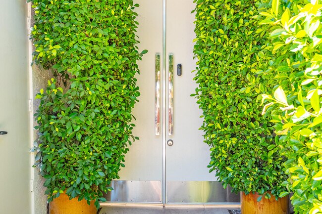 Foto del edificio - 52 Princeton Dr