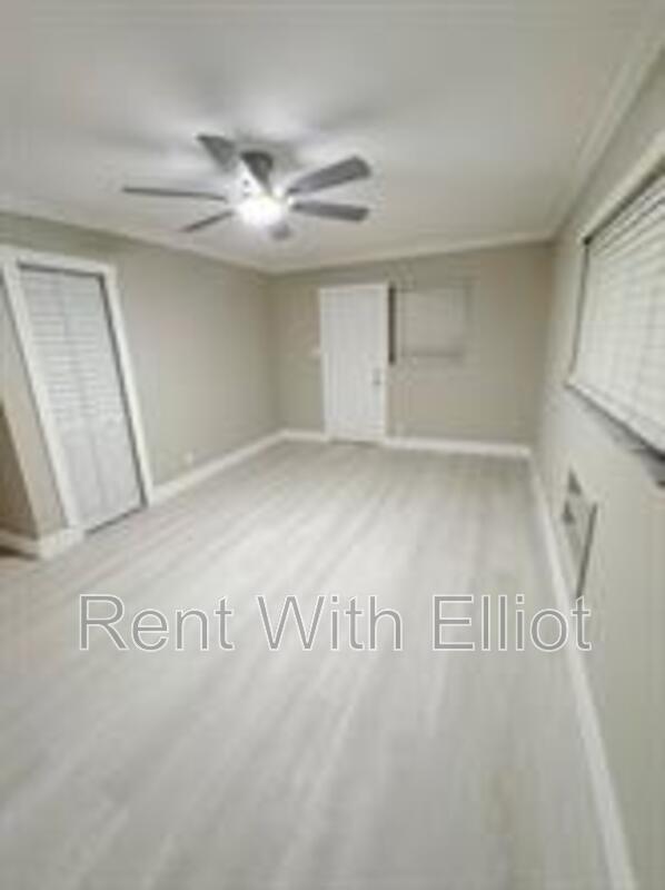 Building Photo - 1520 N 25th Ave