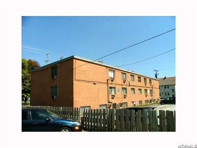 Building Photo - 3103-3107 Denison Ave