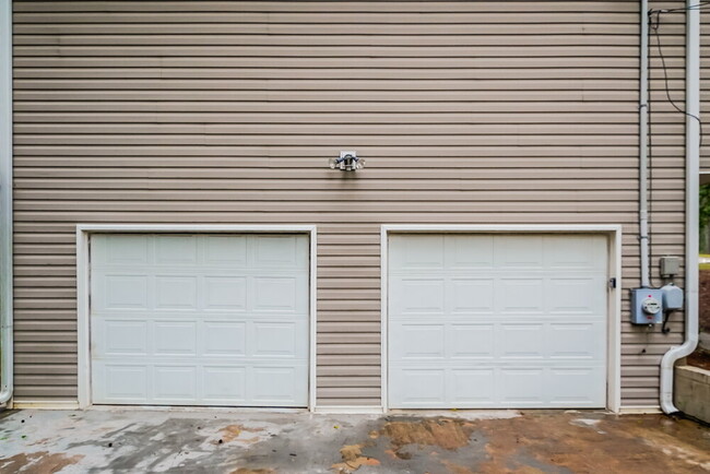 Building Photo - 4671 Tradewinds Ct