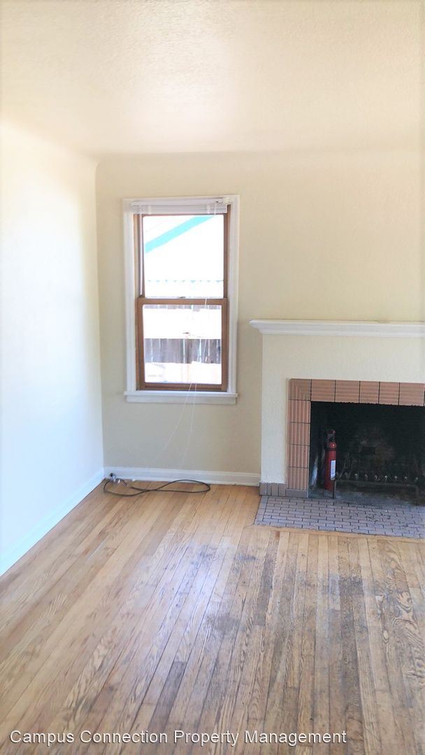 Building Photo - 4 br, 2 bath House - 1340 E 23rd