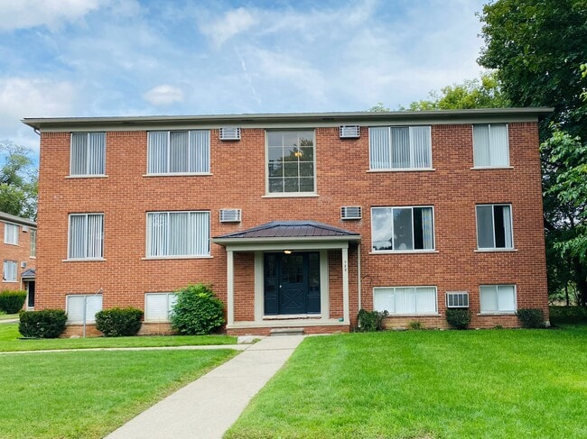 Building Photo - 123 Campbell St