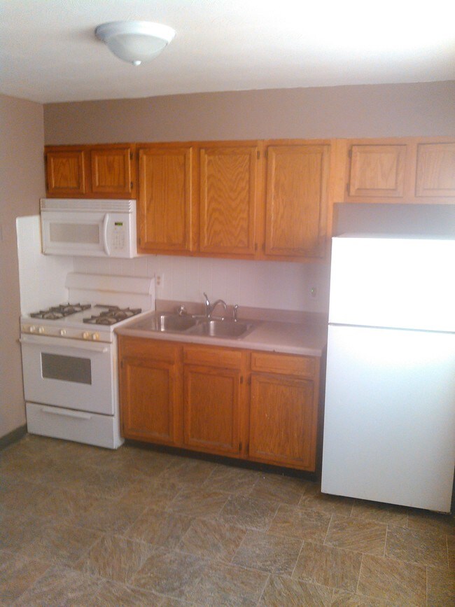 Foto del edificio - 608 W Monroe St