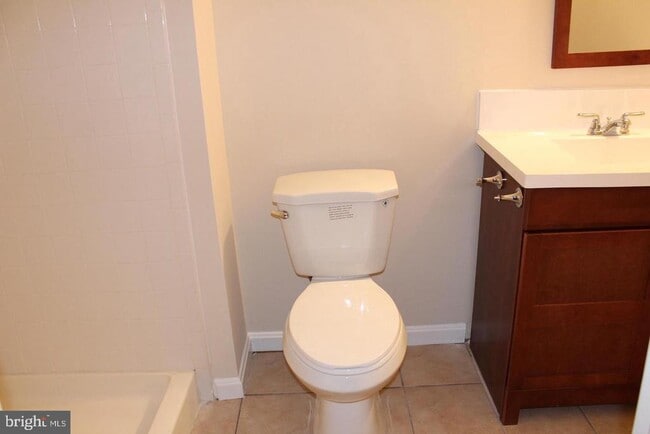 Building Photo - 112 Bentley Ct