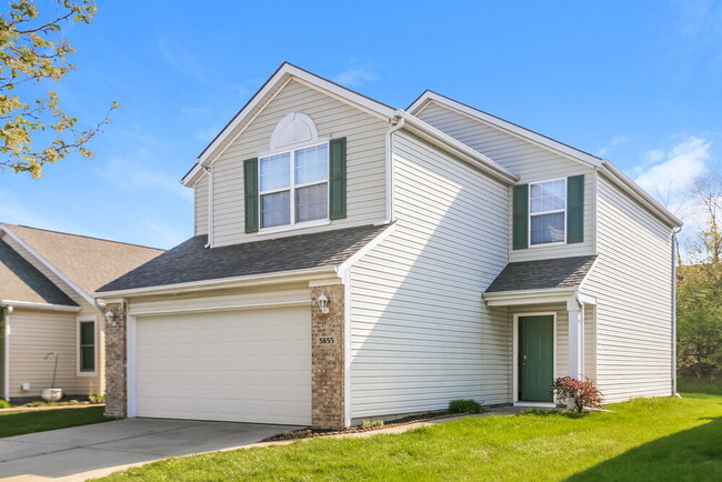 Building Photo - 5655 Cheval Ln