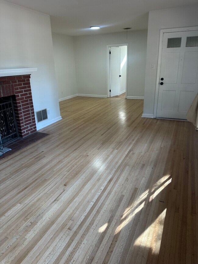 Foto del edificio - 3414 Peach Orchard Rd