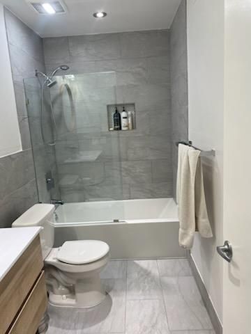 Foto del edificio - 48828 Desert Flower Dr