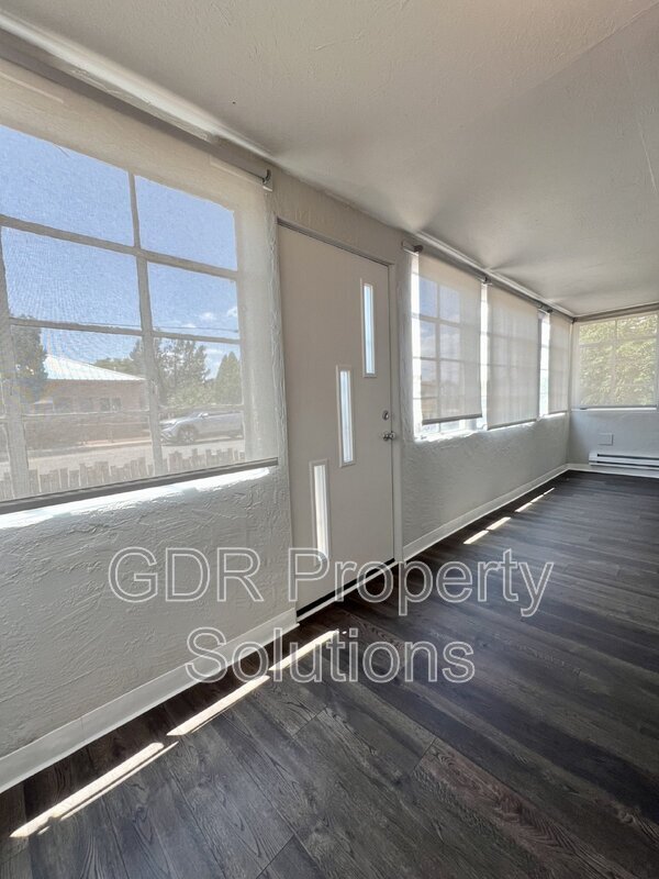 Building Photo - 1717 Griegos Rd NW