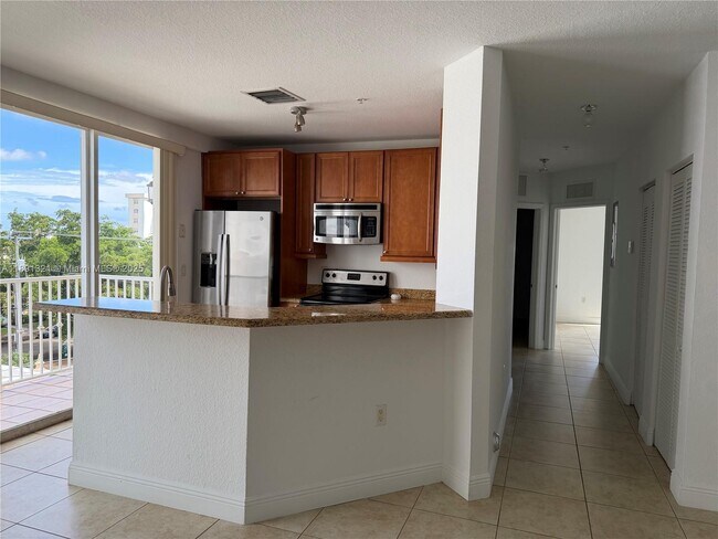 Building Photo - 107 Mendoza Ave