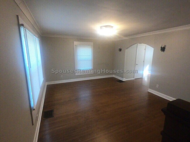 Building Photo - 377 S Emerson Ave