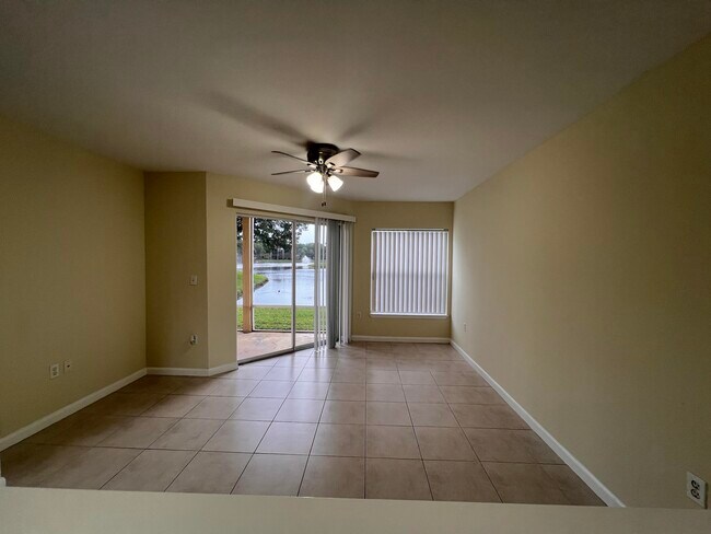 Building Photo - 4847 Via Palm Lakes