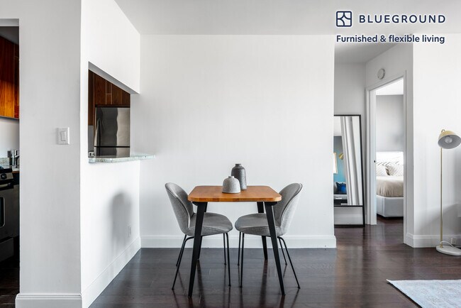 Foto del edificio - 200 E 82nd St