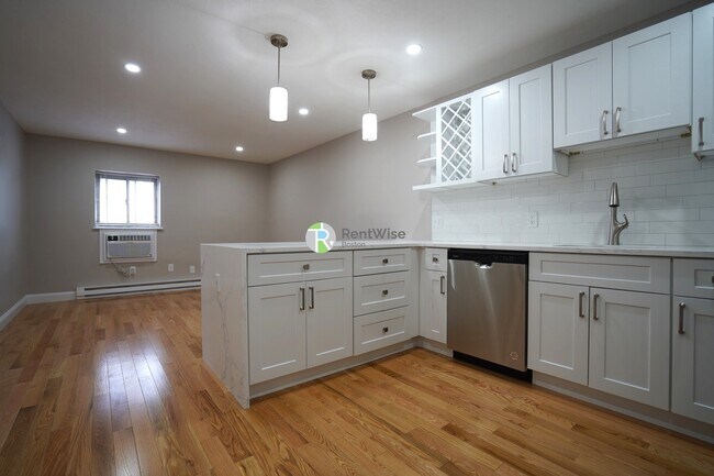 Building Photo - 1198 Commonwealth Ave