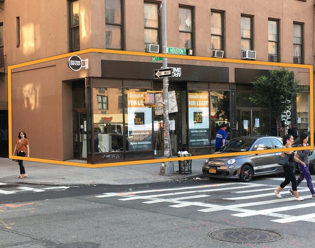 NoLIta Corner Retail for Lease - 285 Mott St