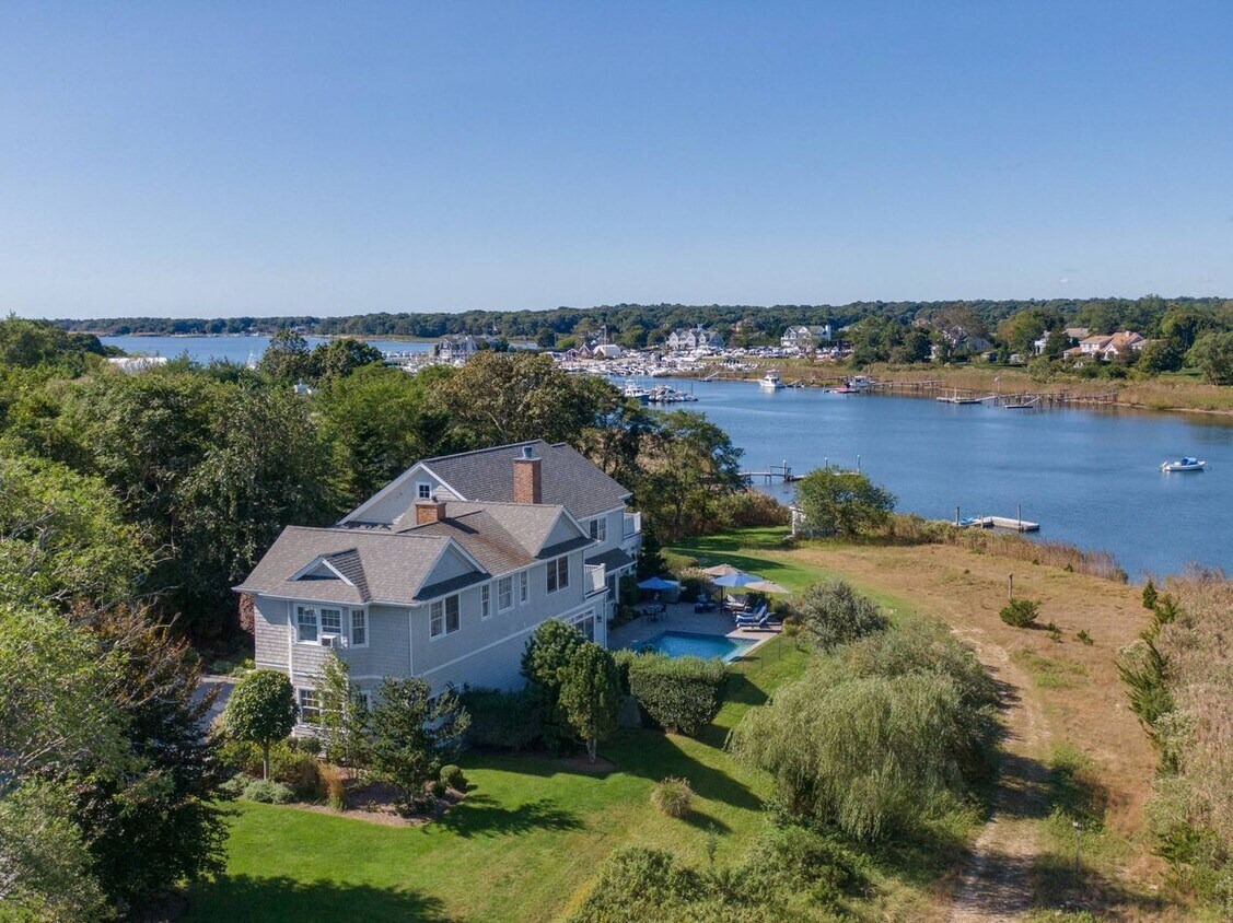 Primary Photo - 9 Private Rd