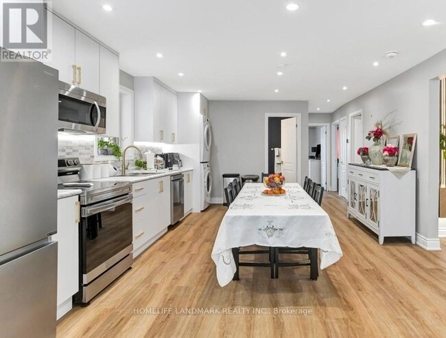 Photo du bâtiment - 89 Chiswick Ave