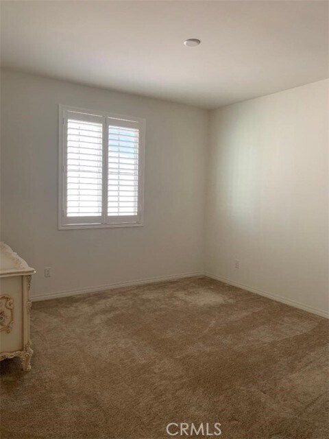 Building Photo - 4826 S Wilson Ave