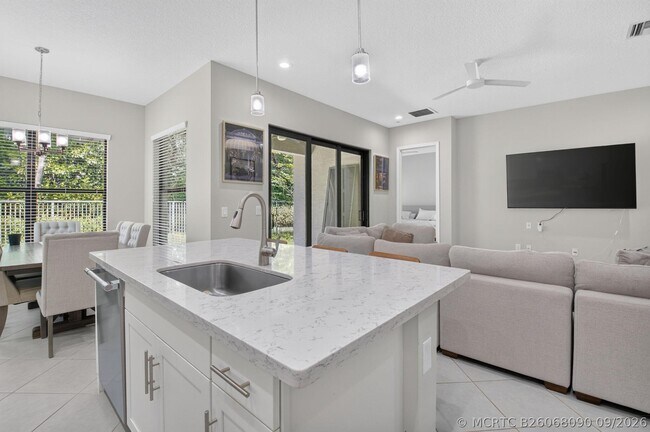 Foto del edificio - 13727 Moss Agate Ave