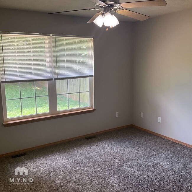 Foto del edificio - 1116 S Saratoga Ave