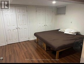 Building Photo - 50 Taunton Rd W