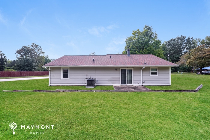 Building Photo - 8 Silverwood Dr