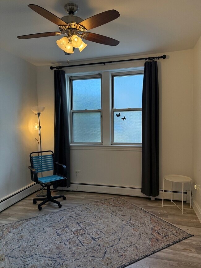 Foto del edificio - 6000 W Seminole St