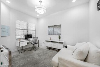 Building Photo - 11502 Meadowrun Cir