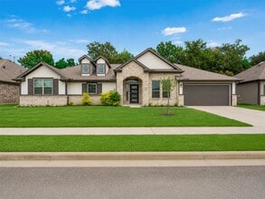 Building Photo - 8510 Amber Bend Dr