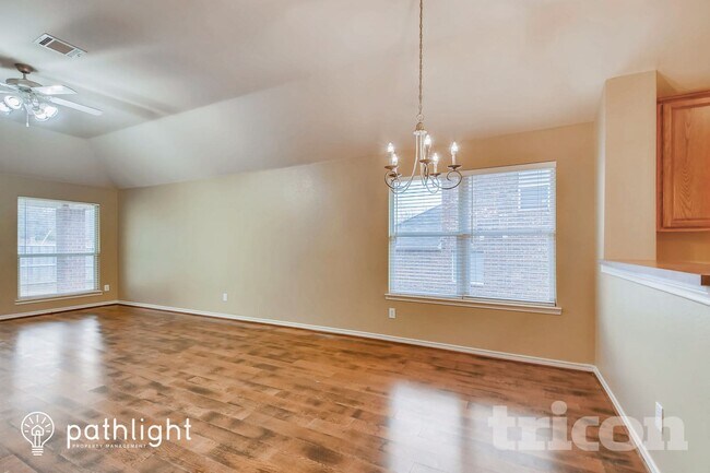 Foto del edificio - 2921 Gabriel Dr