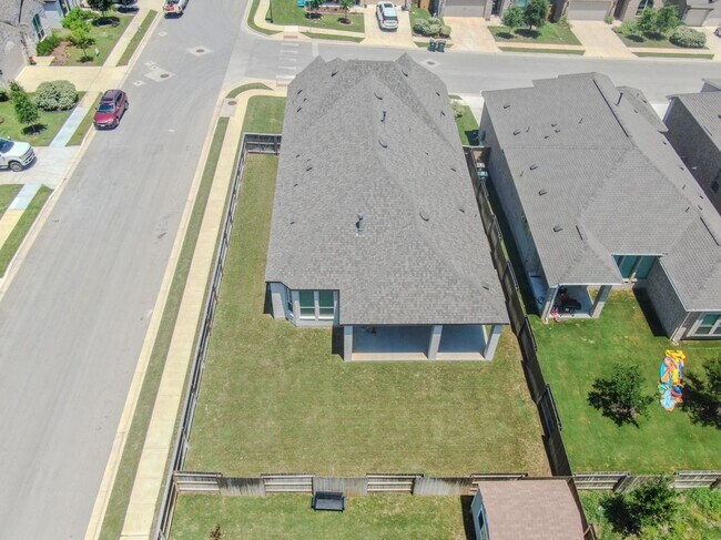 Foto del edificio - 249 Heartleaf Rd